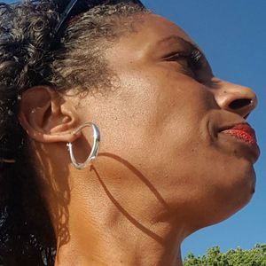 Meet your Posher, Linda